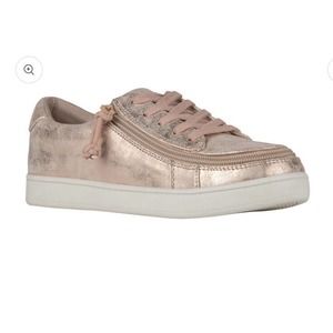 NEW Billy Footwear Shine Low Lace Up Sneakers Size 7 Women’s Rose Gold